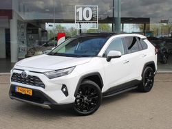 Wit Gebruikt 2023 Toyota RAV4 Executive SUV | € 46.900