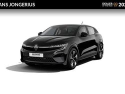 Noir étoilé (zwart mica) Nieuw 2025 Renault Mégane IV Evolution SUV | € 45.014