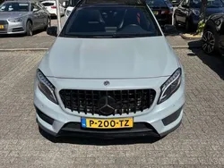 Blauw Gebruikt 2017 Mercedes GLA200 AMG SUV | € 23.000 (Eerlijke prijs)