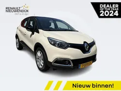 Twotone ivoire / noir etoilé Gebruikt 2013 Renault Captur Dynamique SUV | € 8.945 (Eerlijke prijs)