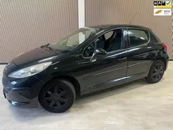 Zwart Gebruikt 2007 Peugeot 207 Hatchback | € 750 (Eerlijke prijs)