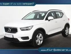 Wit Gebruikt 2022 Volvo XC40 Momentum SUV | € 28.500 (Super prijs)