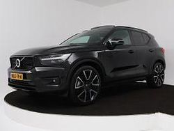 Zwart metallic Gebruikt 2021 Volvo XC40 R-Design SUV | € 38.945
