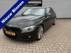 Zwart Gebruikt 2016 BMW 330e Sedan | € 15.950 (Goede deal)