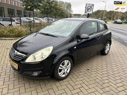 Zwart Gebruikt 2009 Opel Corsa Edition Hatchback | € 2.495 (Goede deal)