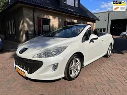 Wit, metallic lak Gebruikt 2009 Peugeot 308 CC Sport Cabriolet | € 6.250 (Iets duurder)