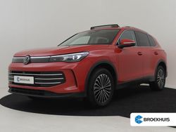 Rood Gebruikt 2025 VW Tiguan Elegance SUV | € 51.895 (Super prijs)