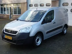 Grijs Gebruikt 2018 Peugeot Partner MPV | € 8.950 (Goede deal)