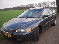 Blauw (metallic) Gebruikt 2006 Volvo V70 Stationwagen | € 1.950 (Super prijs)