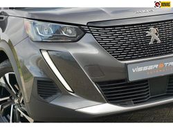 Grijs Gebruikt 2020 Peugeot 2008 Allure SUV | € 18.425 (Eerlijke prijs)