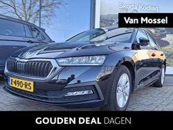Zwart Gebruikt 2024 Skoda Octavia Ambition Hatchback | € 26.900 (Eerlijke prijs)