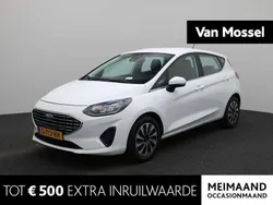 Wit Gebruikt 2023 Ford Fiesta Titanium Hatchback | € 17.445 (Eerlijke prijs)