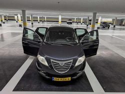 Zwart Gebruikt 2011 Lancia Ypsilon Silver Hatchback | € 3.650 (Eerlijke prijs)