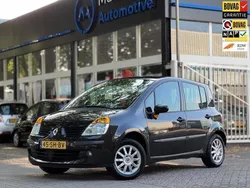 Zwart Gebruikt 2006 Renault Modus Authentique MPV | € 1.995 (Eerlijke prijs)