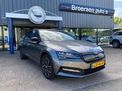 Grijs Gebruikt 2024 Skoda Superb Business Line Stationwagen | € 38.450 (Iets duurder)