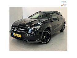 Zwart Gebruikt 2016 Mercedes GLA200 AMG SUV | € 16.750 (Eerlijke prijs)