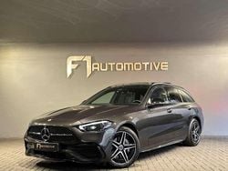 Grijs Gebruikt 2023 Mercedes C300e AMG Stationwagen | € 40.700 (Goede deal)