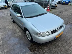 Grijs, metallic lak Gebruikt 1998 Audi A3 Ambiente Hatchback | € 1.650 (Eerlijke prijs)