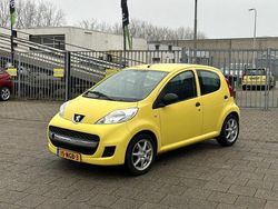 Geel Gebruikt 2010 Peugeot 107 Hatchback | € 1.749 (Super prijs)