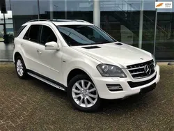 Wit Gebruikt 2011 Mercedes 350 Edition 1 SUV | € 31.800