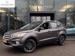 Grijs Gebruikt 2018 Ford Kuga SUV | € 16.745 (Eerlijke prijs)