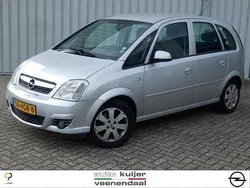 Grijs Gebruikt 2008 Opel Meriva MPV | € 1.440 (Goede deal)