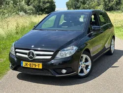 Zwart, metallic lak Gebruikt 2013 Mercedes B200 Prestige MPV | € 12.950 (Eerlijke prijs)
