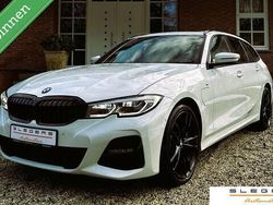 Wit Gebruikt 2021 BMW 330 Executive Stationwagen | € 35.750 (Eerlijke prijs)