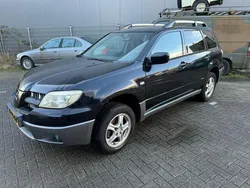Zwart Gebruikt 2005 Mitsubishi Outlander Invite+ SUV | € 1.050