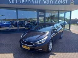 Zwart Gebruikt 2014 Kia Ceed Comfort Hatchback | € 9.950 (Eerlijke prijs)