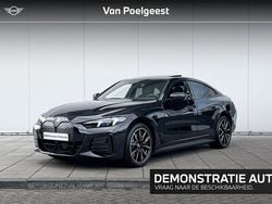 Saphirschwarz metallic (475) (zwart metallic) Gebruikt 2025 BMW i4 M Sport Sedan | € 66.900