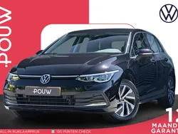 Zwart Gebruikt 2022 VW Golf VIII Style Hatchback | € 27.450 (Eerlijke prijs)