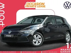Zwart Gebruikt 2022 VW Golf VIII Life Hatchback | € 20.950 (Goede deal)