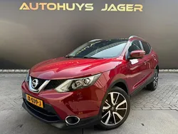 Rood Gebruikt 2016 Nissan Qashqai Tekna SUV | € 15.950 (Eerlijke prijs)