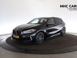Zwart, metallic lak Gebruikt 2021 BMW M135 Executive Hatchback | € 38.700 (Eerlijke prijs)