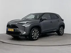 Grijs metallic Gebruikt 2024 Toyota Yaris SUV | € 29.950