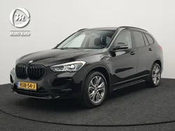 Zwart Gebruikt 2022 BMW X1 Sport Line SUV | € 27.940 (Goede deal)