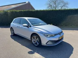 Grijs, metallic lak Gebruikt 2020 VW Golf VIII Business Hatchback | € 20.500 (Eerlijke prijs)