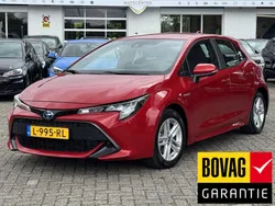 Rood Gebruikt 2021 Toyota Corolla Active Hatchback | € 19.999 (Eerlijke prijs)