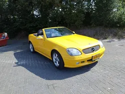 Geel Gebruikt 2000 Mercedes CLK320 Elegance Cabriolet | € 6.000 (Goede deal)