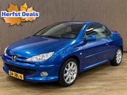 Blauw Gebruikt 2003 Peugeot 206 CC Cabriolet | € 1.945 (Iets duurder)