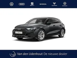 Grijs Nieuw 2025 Audi A3 S-Line SUV | € 45.420