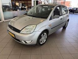 Grijs Gebruikt 2002 Ford Fiesta Hatchback | € 340 (Super prijs)