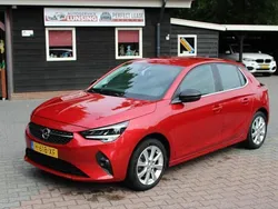 Rood, metallic lak Gebruikt 2020 Opel Corsa Elegance Hatchback | € 10.450 (Eerlijke prijs)