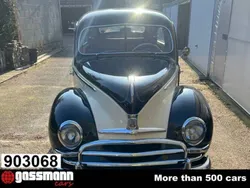 Andersschwaz/creme Gebruikt 1951 Ford Taunus Sedan | € 24.000