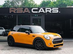 Oranje Gebruikt 2016 Mini Cooper S Hatchback | € 17.250 (Eerlijke prijs)