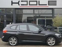 Zwart Gebruikt 2021 BMW X1 M Sport SUV | € 28.980 (Eerlijke prijs)