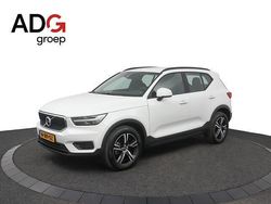 Wit Gebruikt 2021 Volvo XC40 Momentum SUV | € 29.950 (Super prijs)