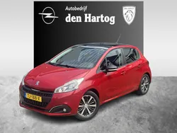 Rood Gebruikt 2018 Peugeot 208 Allure Hatchback | € 12.500 (Iets duurder)