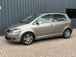 Grijs, metallic lak Gebruikt 2009 VW Golf Plus Highline MPV | € 9.495 (Duur)
